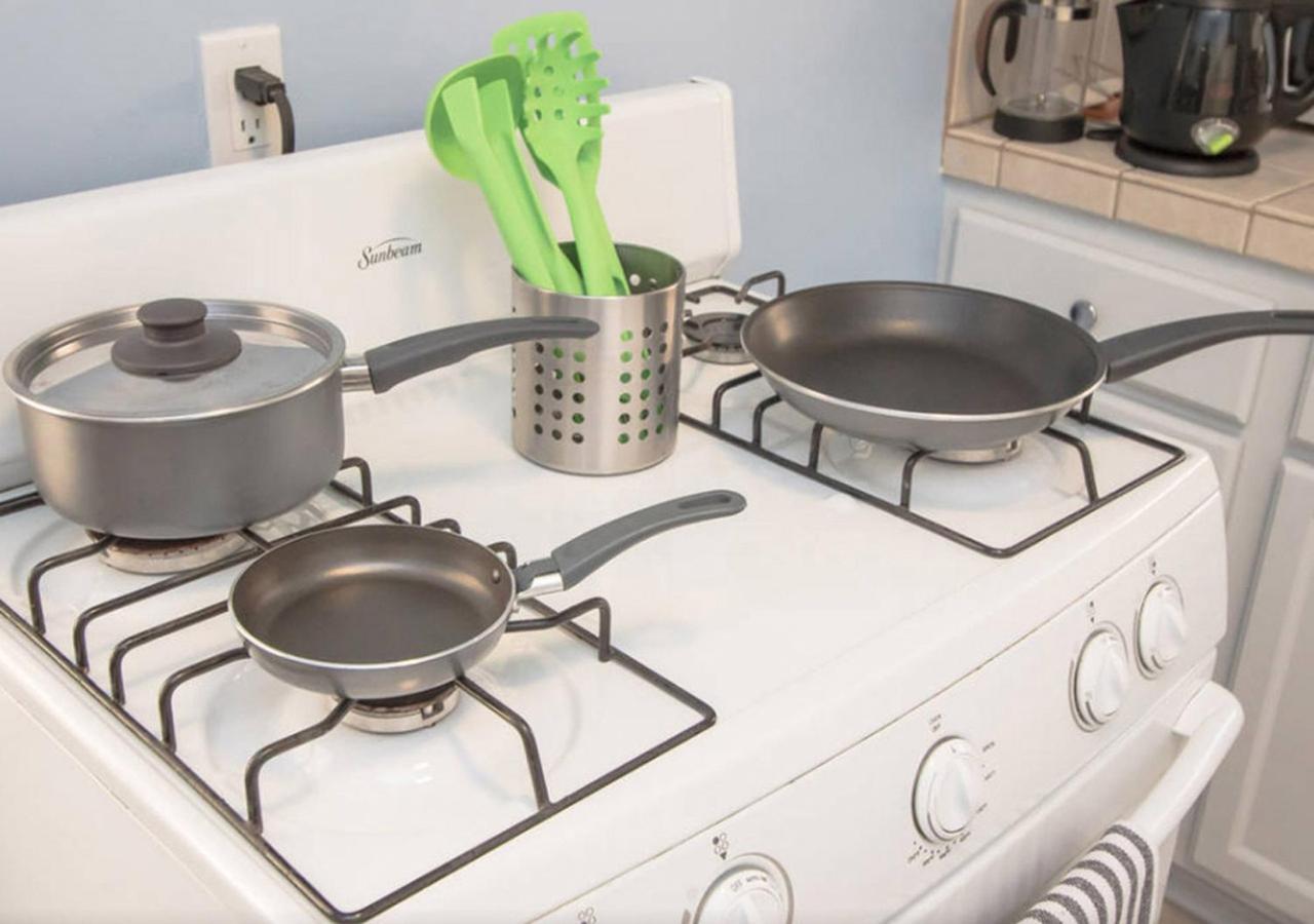 The Burbank Sanctuary - Be Pampered - Full Kitchen Appartement Buitenkant foto
